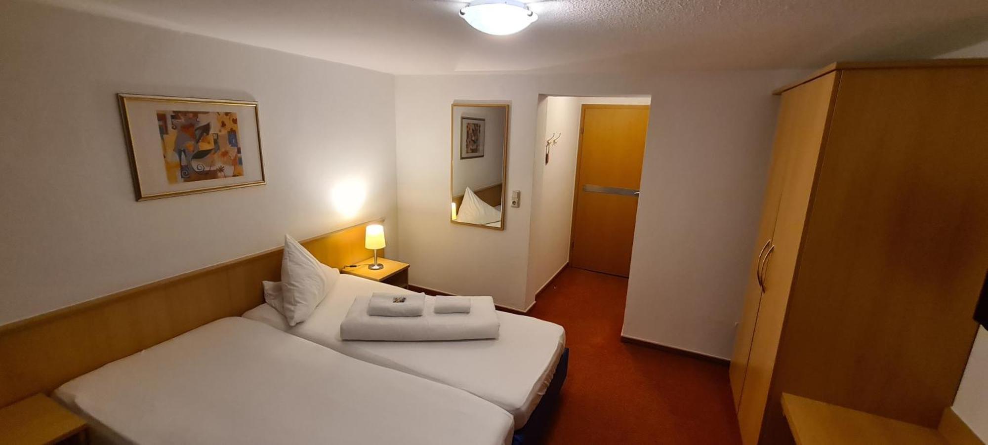 Ephesus Am Weserwehr Hotel Drakenburg Ngoại thất bức ảnh